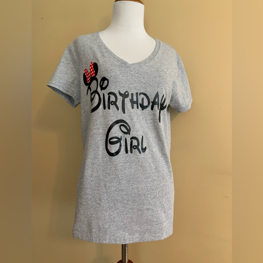 GILDAN ladies gray Disney inspired Birthday girl 100% cotton tee Size Med LNWOT
